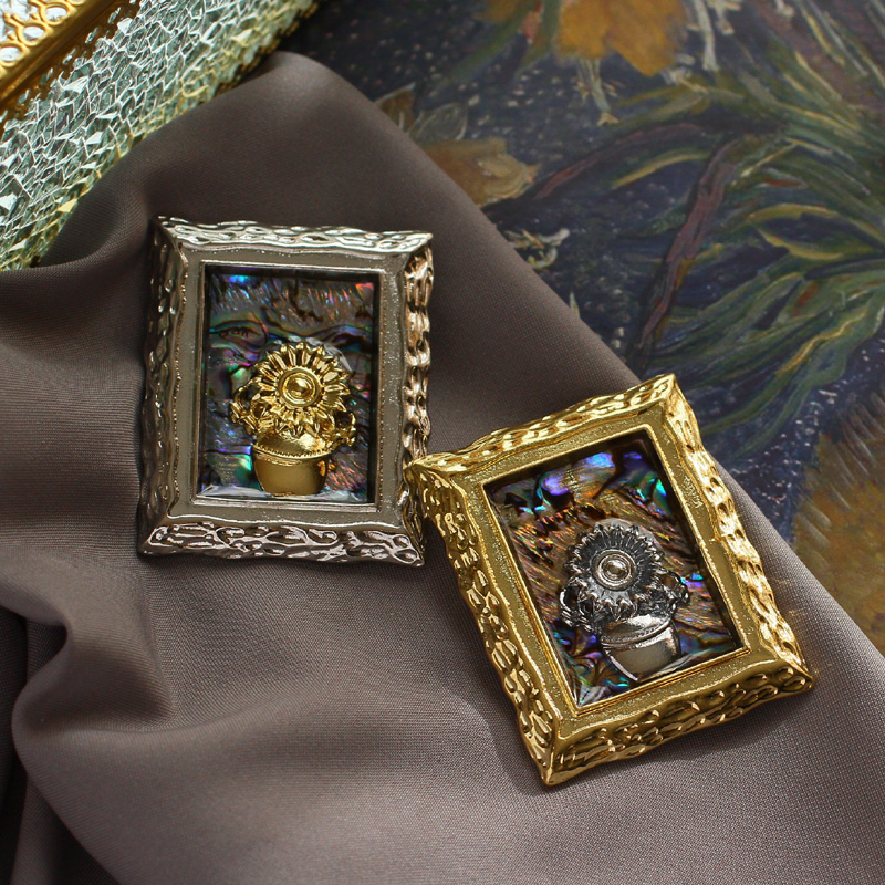 Vintage Collectible Pins - Muylinda Vintage Van Gogh Hoa Hướng
