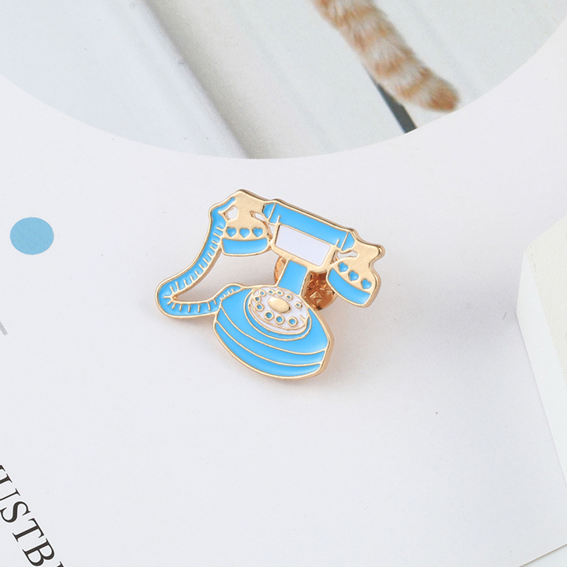 Vintage Game Men Chân Bộ Sưu T - đánh giá và giá Vintage Collectible Pins